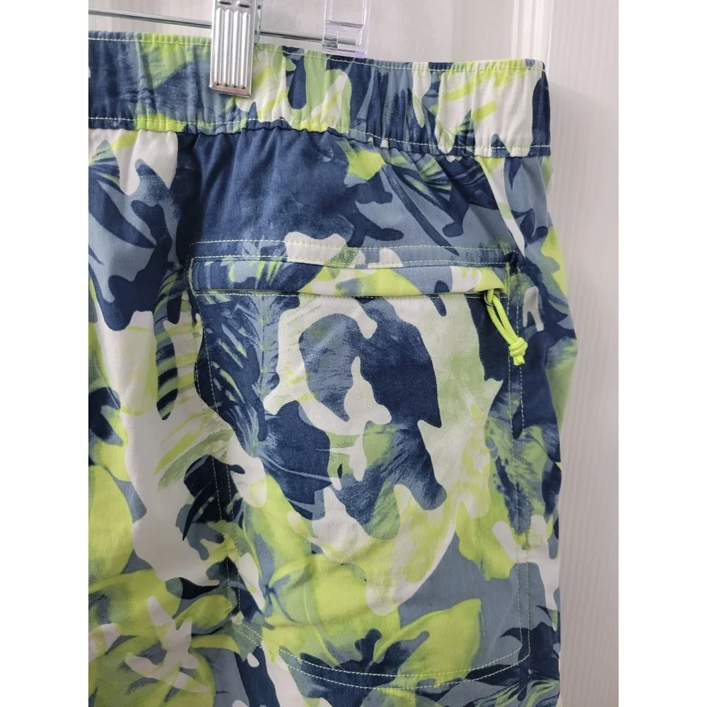 The North Face Mens XXL 2X Water Shorts Blue Lime Green White Patterns EUC
